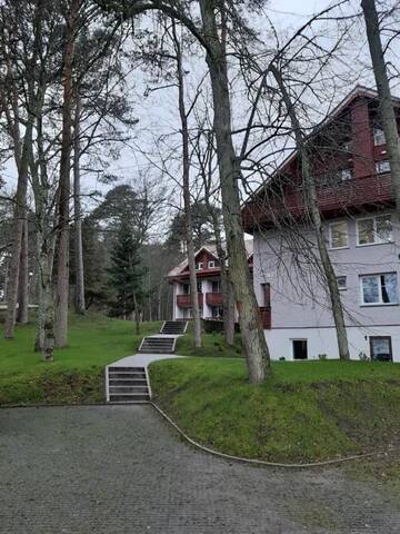 Фотографии Гостевой дом Kalno namai - apartamentas Juodkrantėje г. Юодкранте (Литва) №1 Фото Гостевой дом Kalno namai - apartamentas Juodkrantėje г. Юодкранте 1