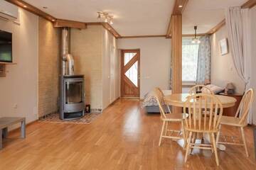 Фото номера Апартаменты с террасой Апартаменты Cozy one room apartment with yard г. Юодкранте 24